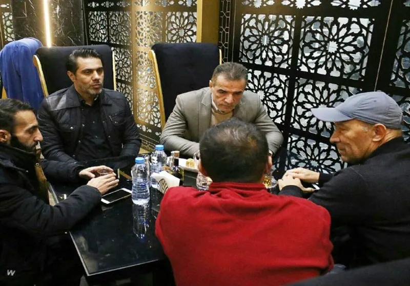 بررسی آخرین وضعیت نقل و انتقالات پرسپولیس در جلسه انصاری‌فرد، کالدرون و پیروانی