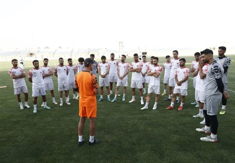 نخستین تمرین پرسپولیس با حضور بازیکنان جدید و هواداران برگزار شد