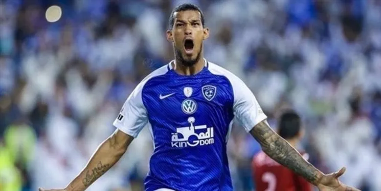 الهلال، ریواس را فروخت