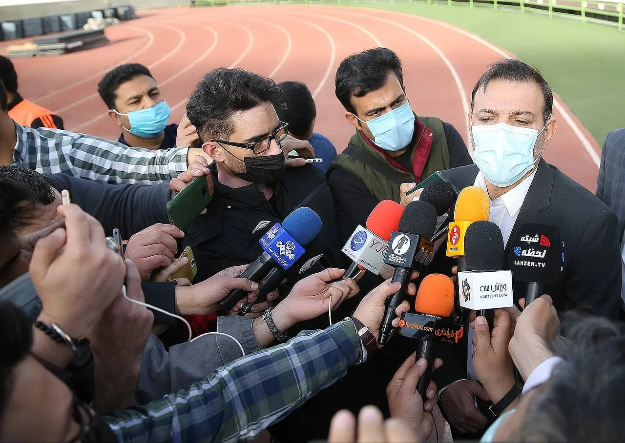35 میلیارد تومان دیگر به بدهی‌های فوتبال اضافه شد/ مسئولان به جای راهکار، دنبال همسو کردن رسانه‌ها هستند!