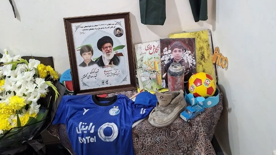 حضور نمایندگان استقلال در مراسم اربعین شهادت دانش آموزان میناب