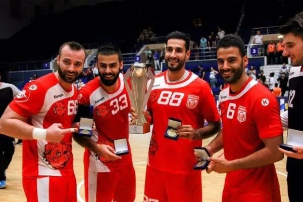 برادران استکی به تیم چی‌اس‌ام بخارست رومانی پیوستند