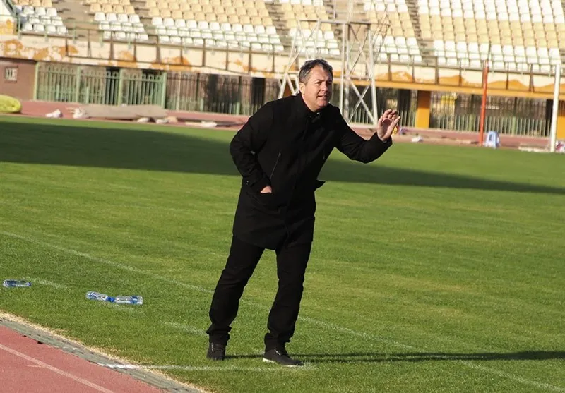 اسکوچیچ سرمربی صنعت نفت آبادان شد