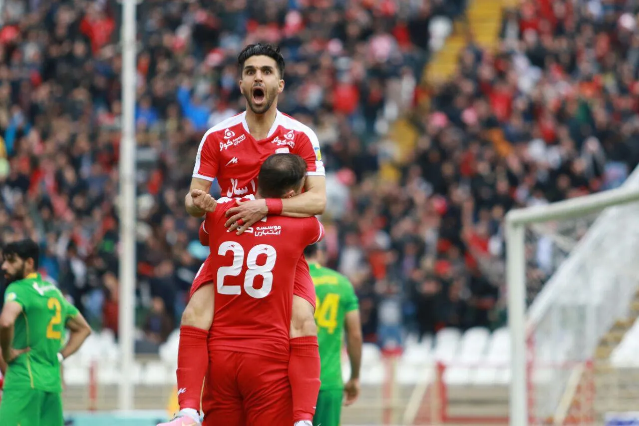 تراکتورسازی به دو قدمی پرسپولیس رسید