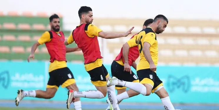 هافبک پرسپولیس اردوی تیم ملی را ترک کرد