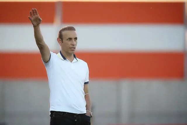گل محمدی، کشاورز پرسپولیسی را به تمرین دعوت کرد