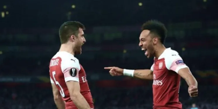 لیگ اروپا/صعود آرسنال، فرانکفورت، ناپولی و والنسیا