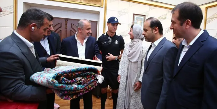 سازمان لیگ ادعای مدیرعامل پرسپولیس را رد کرد