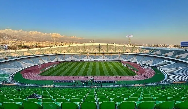 بازدید نمایندگان AFC و مدیران سرخ آبی‌ها از ورزشگاه‌ آزادی