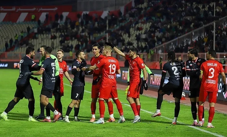 تراکتوری‌ها بیانیه دادند: برخورد کمیته انضباطی با پرسپولیس در حد نوازش بود