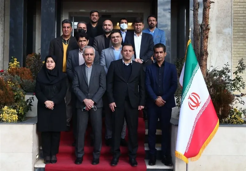 بازگشت رندانه رفقای «عزیزی خادم»!