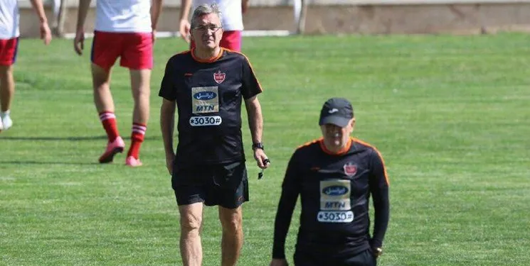 دیدار سرزده سرمربی پرسپولیس با منصوریان