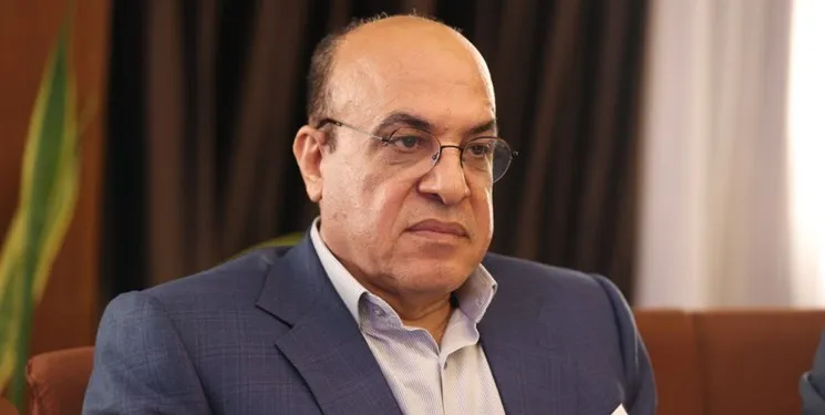 پوریا رئیس فدراسیون بدمینتون باقی ماند