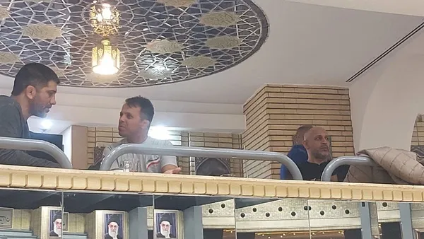 حضور قهرمان سابق وزنه‌برداری جهان در تمرینات کشتی فرنگی