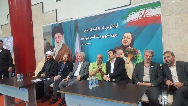 وزیر ورزش:باید حرمت‌ها در فوتبال حفظ شود
