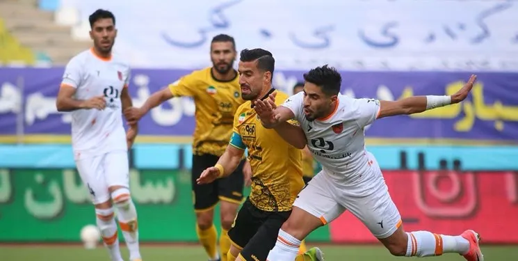 ساعت مسابقه فولاد و سپاهان تغییر کرد