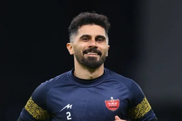 پایان شایعات درباره جدایی عالیشاه؛ کاپیتان پرسپولیس ماندنی شد