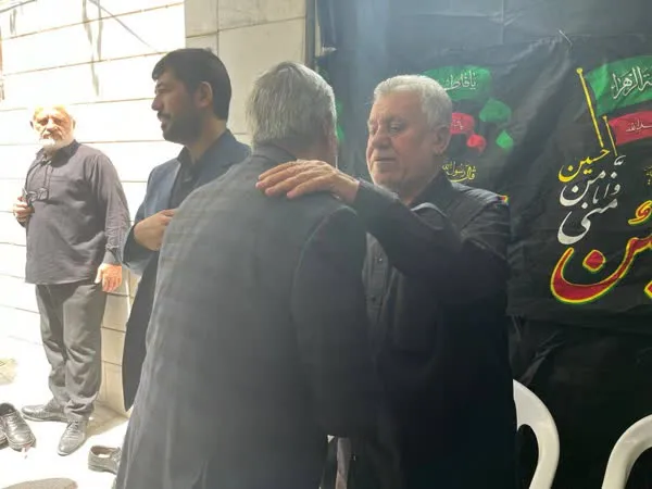 حضور وزیر ورزش در منزل شهید سردار موسوی