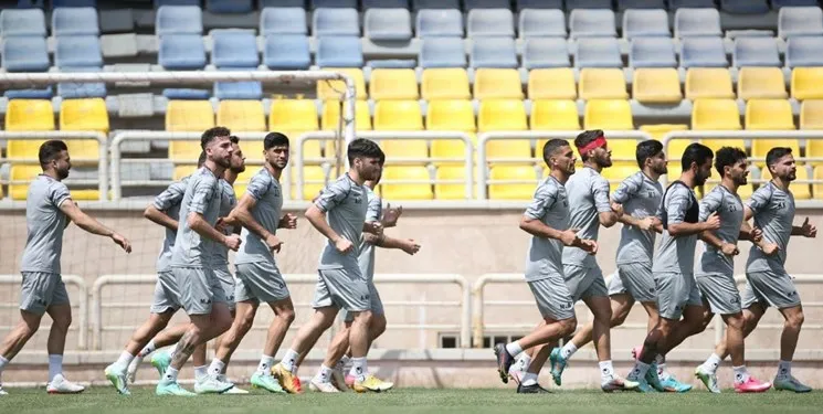گزارش تمرین پرسپولیس/تمرین سبک سرخپوشان با پا به توپ شدن گل‌محمدی و باقری