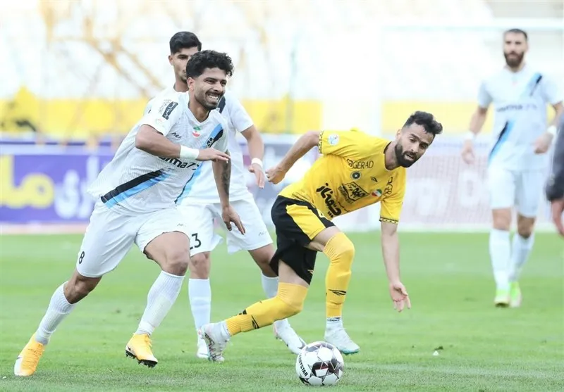 سپاهان در خانه باخت، شمس آذر به اولین برد نیم فصل رسید