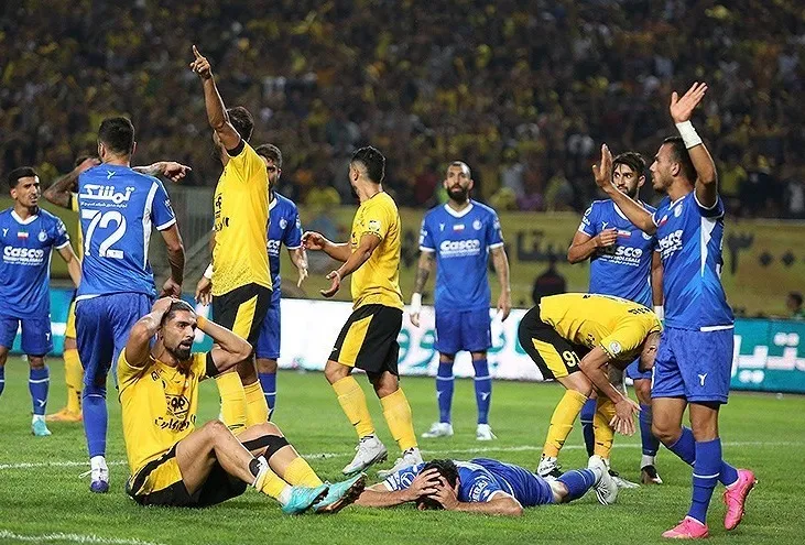 باشگاه سپاهان از استقلالی‌ها شکایت کرد