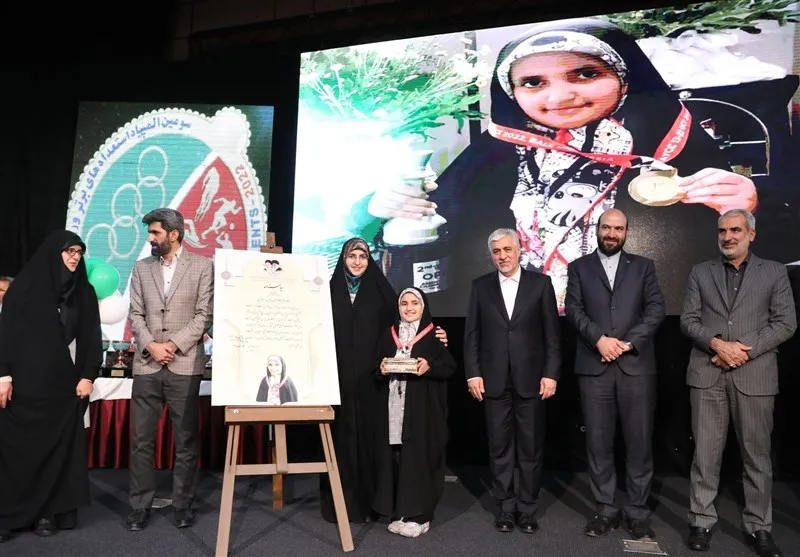 تجلیل سجادی از قهرمان محجبه شطرنج آسیا