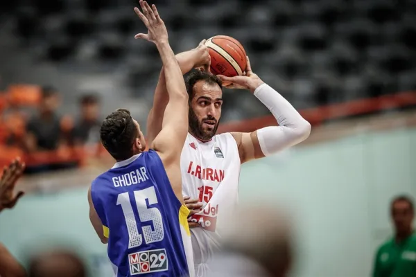 جام قهرمانی چلنج در دست بلندقامتان ایران