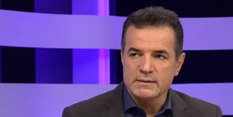 انصاری‌فرد: استقلالی‌ها تا دچار مشکل می‌شوند می‌گویند پرسپولیس تیم حکومتی است