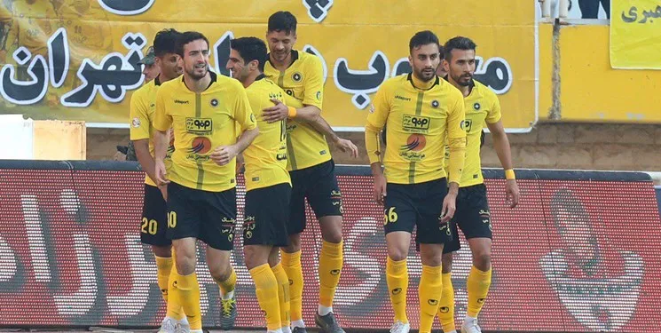سپاهان صدر جدول را پس گرفت