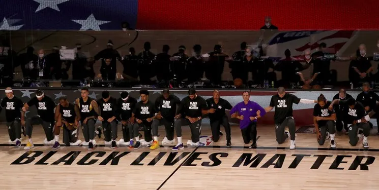 قوانین NBA تغییر کرد/ پایان محرومیت برای زانو زدن هنگام پخش سرود ملی