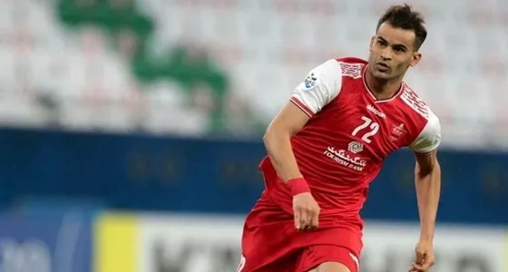 زانوی مهاجم پرسپولیس بالاخره زیر تیغ جراح رفت