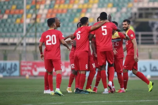 فولاد با گل «پاتوسی» به دو قدمی استقلال رسید