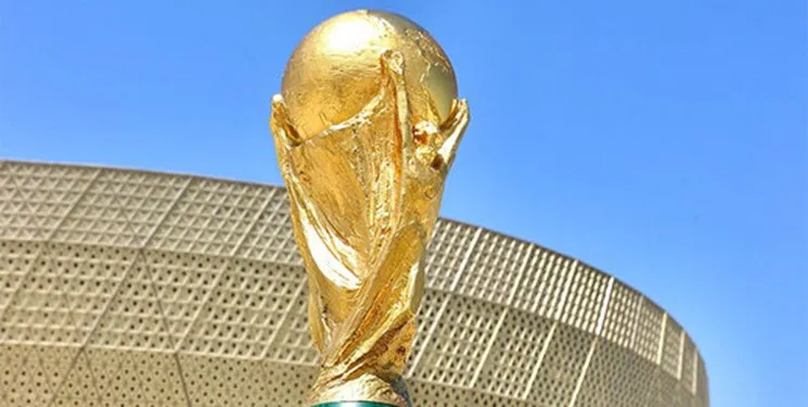 جام جهانی غول پیکر روی سر هواداران خراب شد