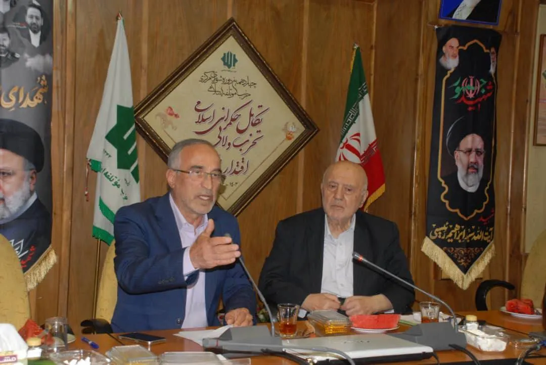 انتقاد واعظ آشتیانی از مدیران استقلال: آوردن «سیدورف» یعنی بستن موتور بنز روی پیکان!