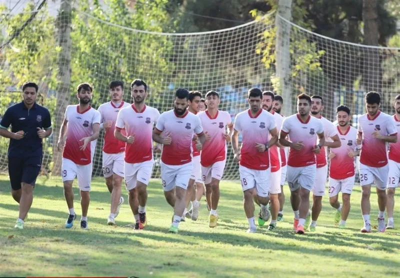 لغو تمرینات نساجی به دلیل مشکلات مالی/ مهاجری همچنان در C.C.U