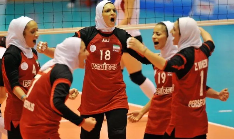 راهیابى دختران والیبال ایران به ٨ تیم برتر آسیا