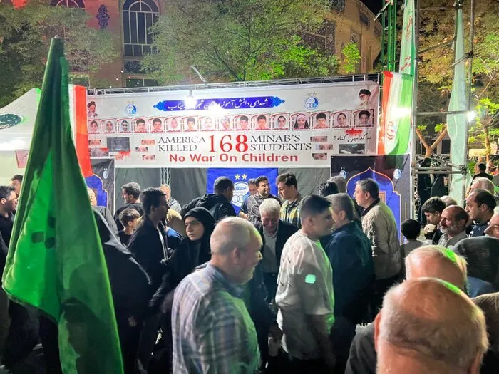 آبی‌پوشان در پویش «جان‌فدای ایران» شرکت کردند