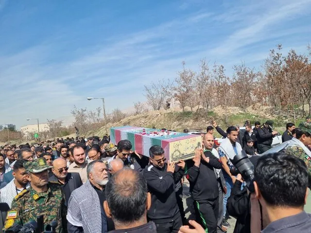 تشییع پیکر شهید گمنام در فدراسیون تیراندازی