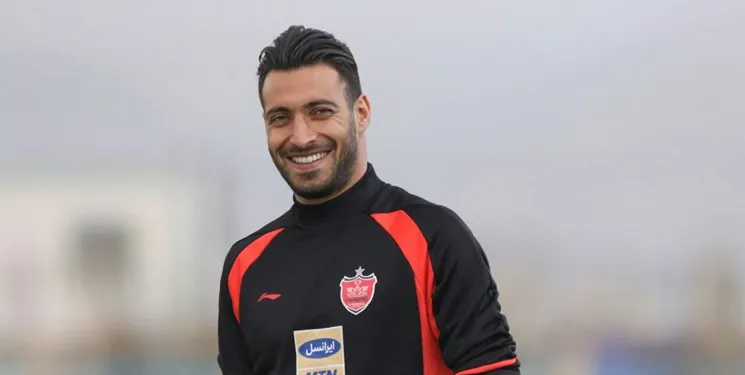 خلیل‌زاده با پرسپولیس تمدید کرد