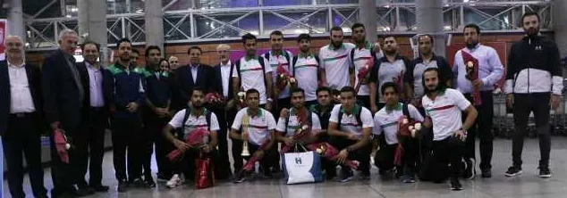 بازگشت تیم ملی فوتبال ساحلی به تهران