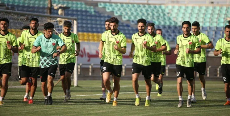 گزارش تمرین پرسپولیس/ کادرفنی برنده تنیس فوتبال شد