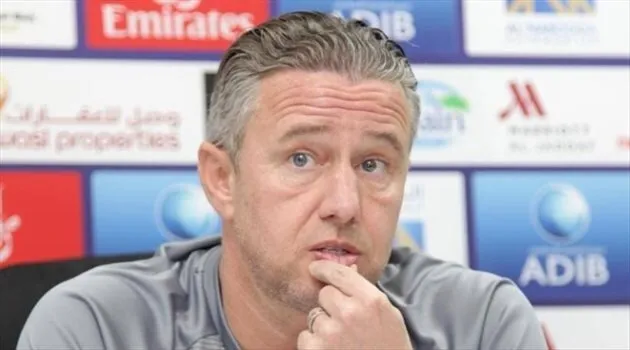 سرمربی الاهلی: داور به استقلال کمک کرد