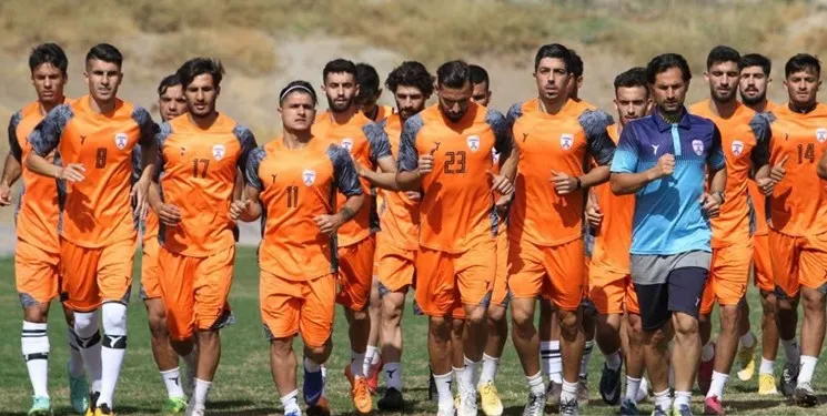 بازگشت احتمالی یک نام قدیمی به فوتبال ایران!