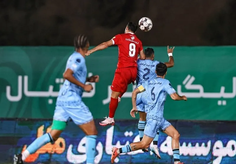 پرسپولیس صفر -چادرملو صفر / میهمان از میزبانی خود استفاده نکرد!