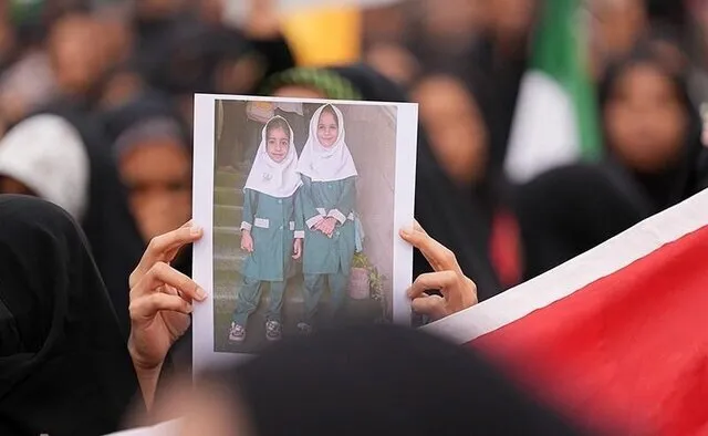 کاروان اعزامی ایران به بازی‌های آسیایی به یاد شهدای دانش‌آموز میناب نامگذاری شد