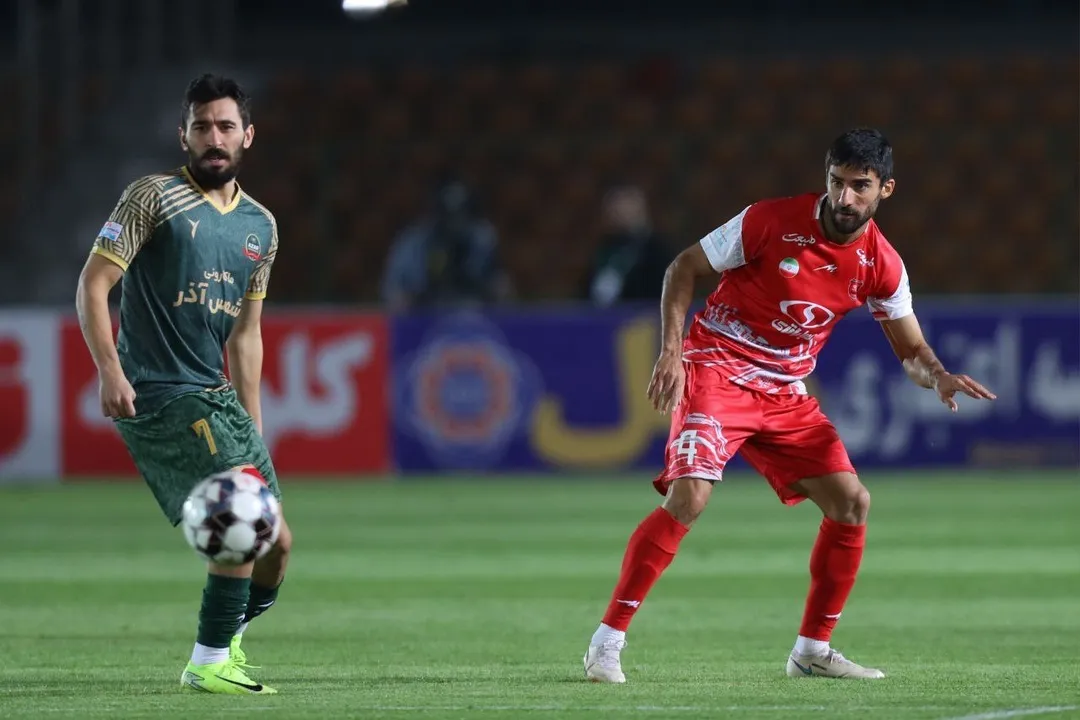 پرسپولیس با غلبه بر شمس آذر صدرنشین شد