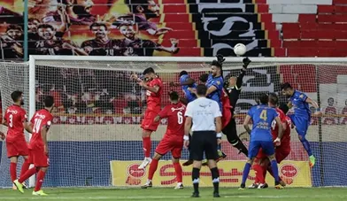 آشوبی: نوع رفتار مسئولان استقلال و پرسپولیس حرفه‌ای نیست