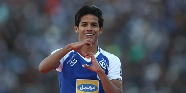 مهاجم استقلال شاید به بازی با الاهلی هم برسد