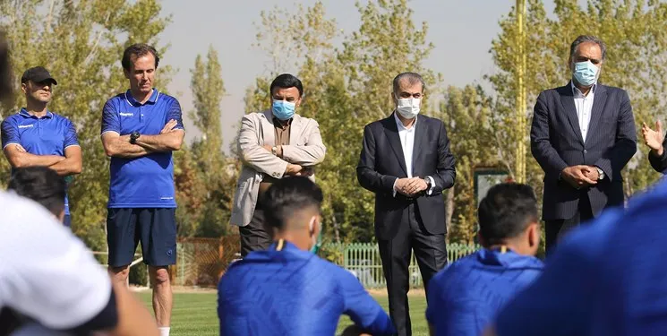 خلیل زاده:با قراردادهای سعادتمند تا 5 سال دیگر باید به دادگاه برویم