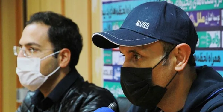 گل‌محمدی: بردن نفت آبادان از نان شب هم واجب‌تر است